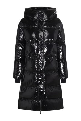 black-jacket-for-women-aw23