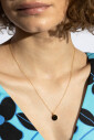 collier-avec-pendentif-c