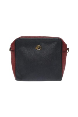 pre-owned-leather-crossbody-bags