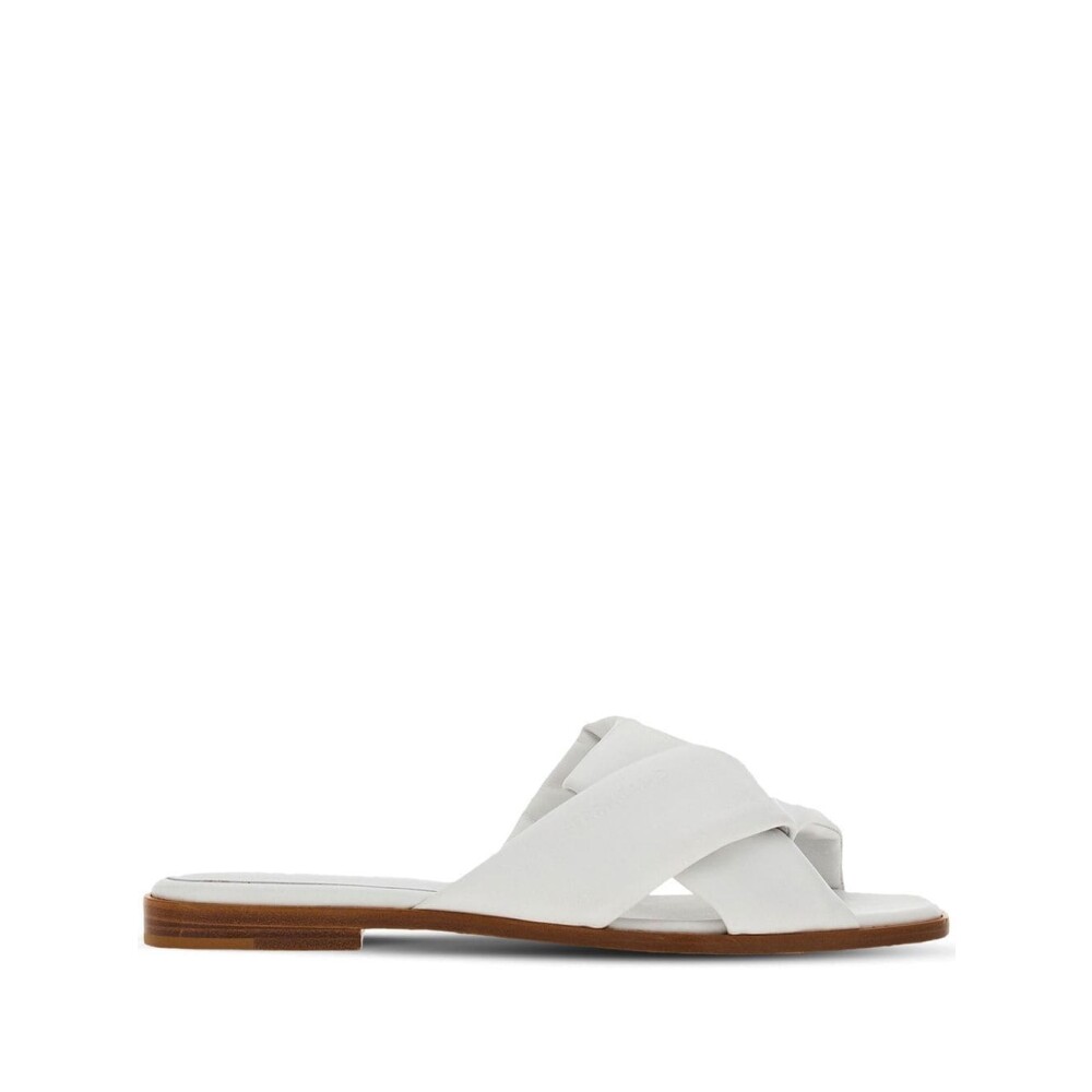 Ferragamo flip flops on sale womens