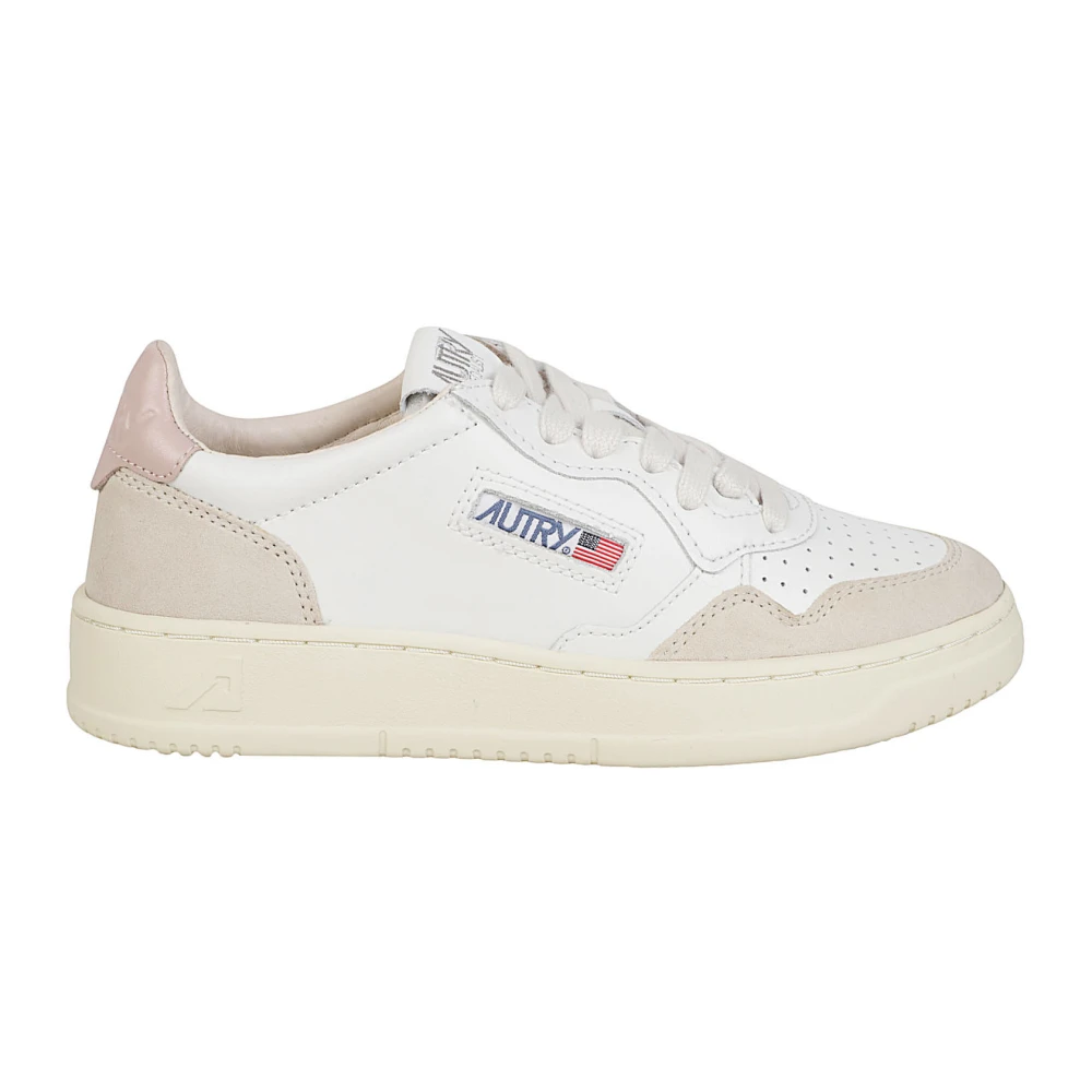 Autry Women's White Sneakers, 2 Uk, Medalist Low