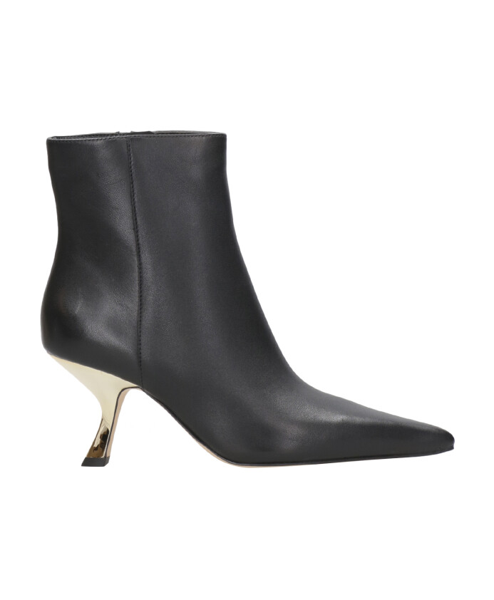 bottines-noires-en-cuir-pointues