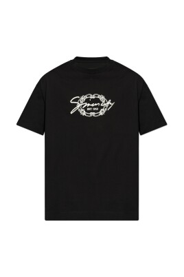 black-crew-neck-t-shirt
