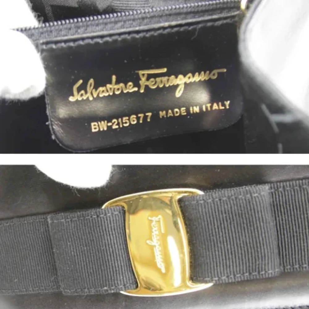 Salvatore Ferragamo Pre-owned Leather handbags Black Dames