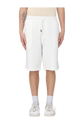 gra-bekvama-sweatshorts-stiligt-alternativ