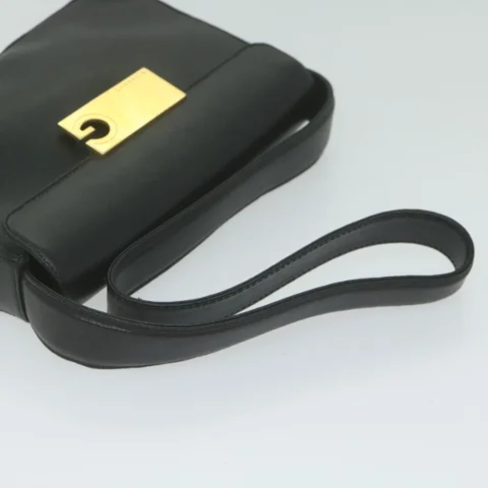 Givenchy Pre-owned Leather shoulder-bags Black Dames