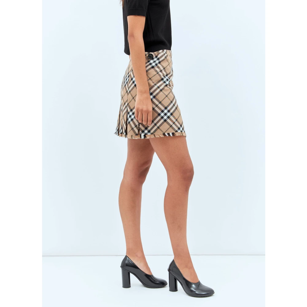 Burberry Geruite Minirok met Franje Beige Dames