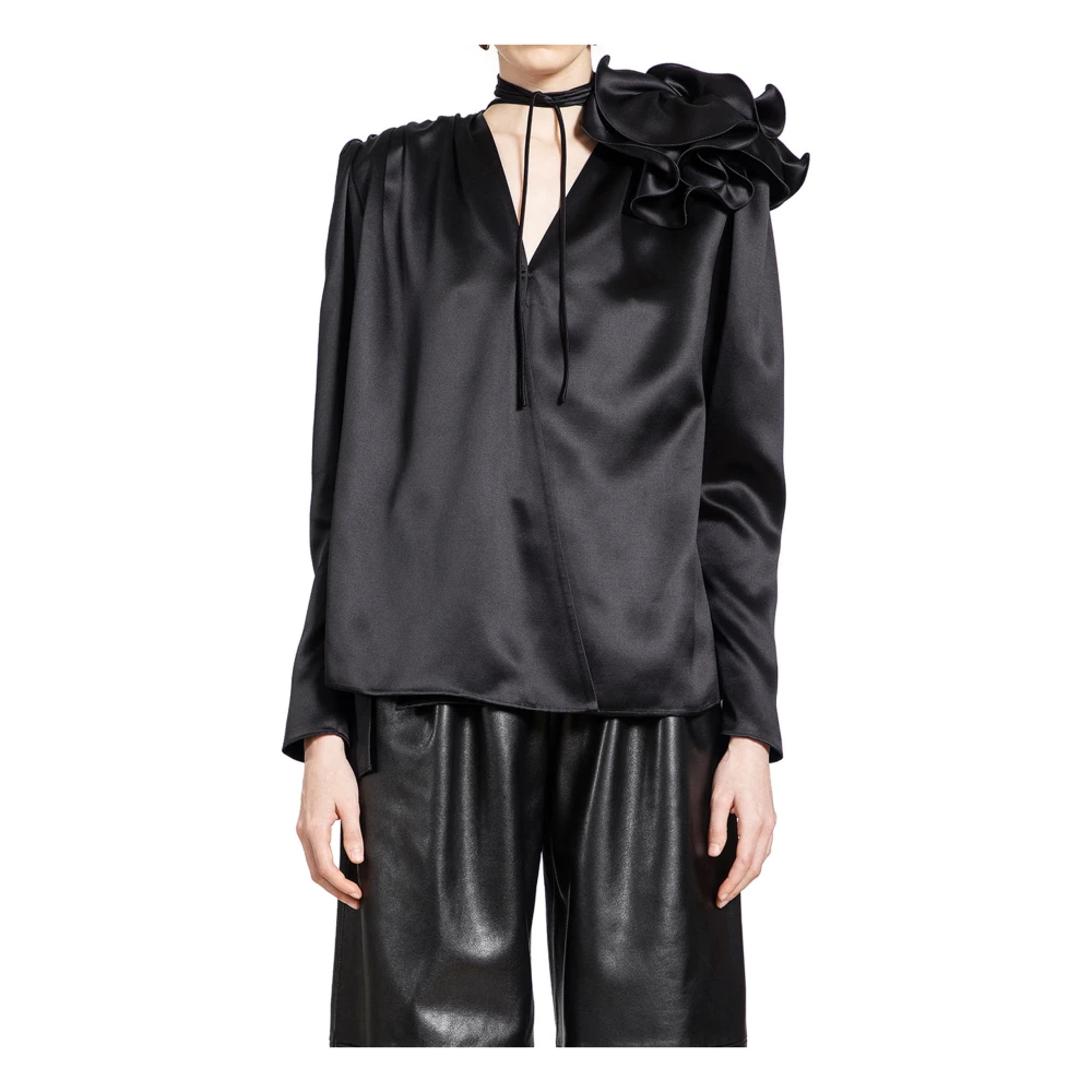 Magda Butrym Zwarte V-hals Blouse met Schouderbloem Black Dames