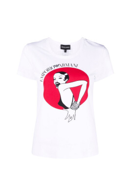 basic-round-neck-white-t-shirt