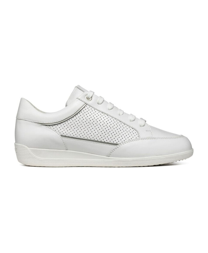 white-sneakers-for-women