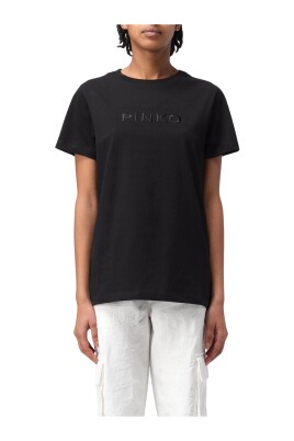 embroidered-logo-tee