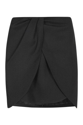 jupe-noire-chic-eleve-style