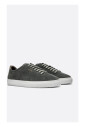 nettoyez-90-sneakers-en-daim