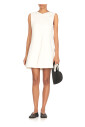 robe-blanche-sans-manches-col-en-v