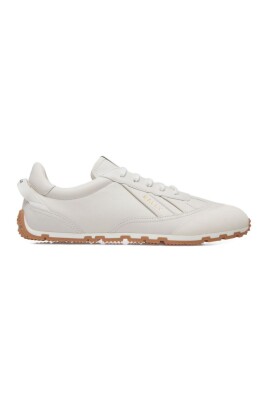 white-sneakers-for-a-stylish-look