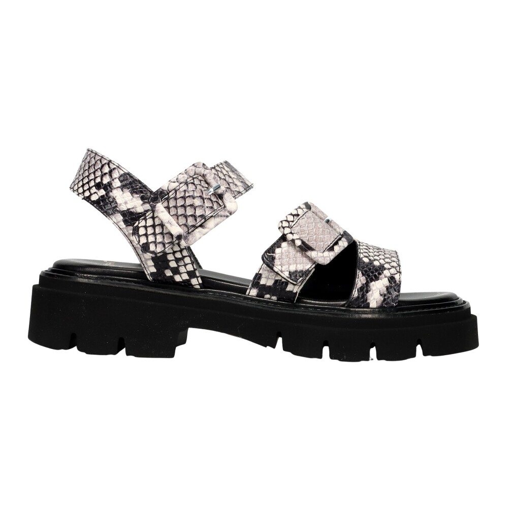 Shop fashion from Luca Grossi