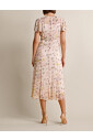 robe-midi-en-mousseline-elegante