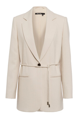 veste-de-femme-ceinturee-en-beige