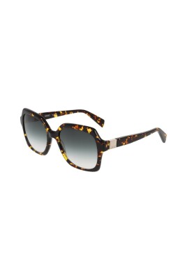 authentic-stylish-glasses-with-top-notch-service