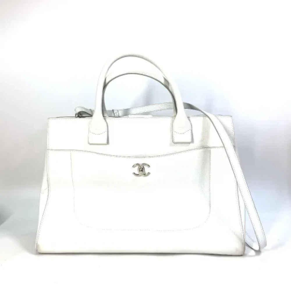 Chanel Vintage Pre-owned Leather chanel-bags White Dames