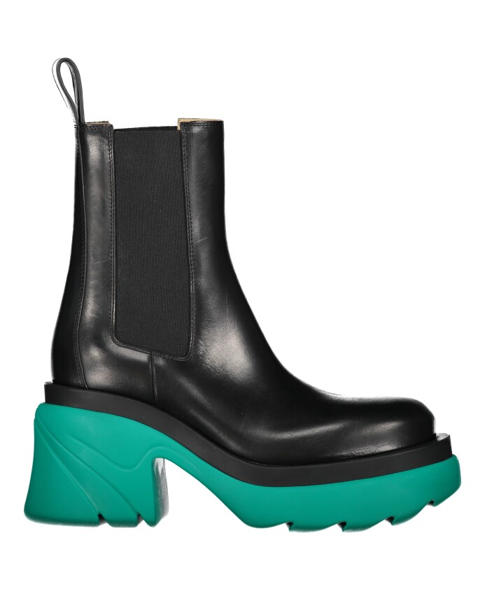 bottines-flash-a-semelle-crantee