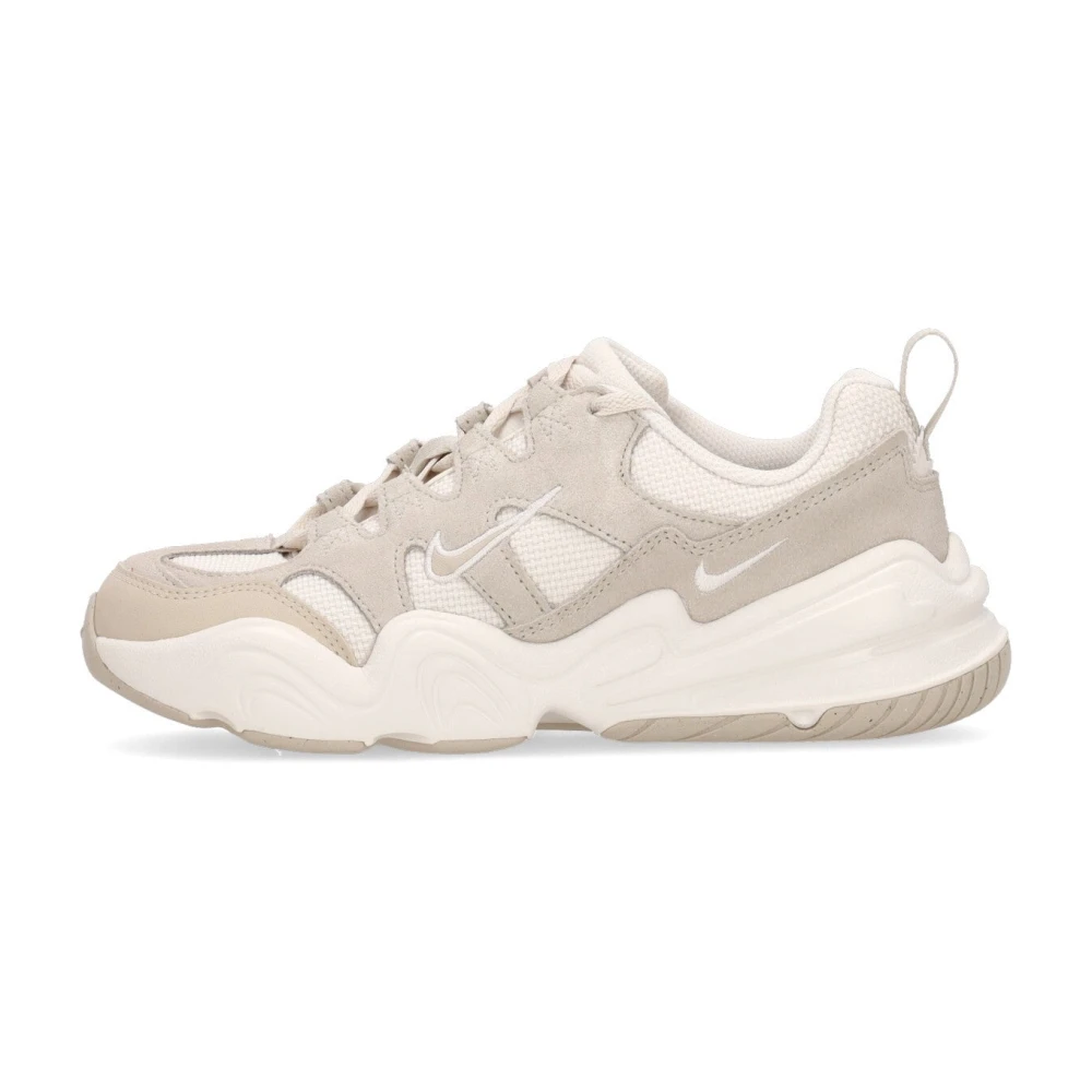 Nike - Shoes > Sneakers - Beige - Nike - Modalova