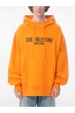 oranje-hoodie-met-logoprint
