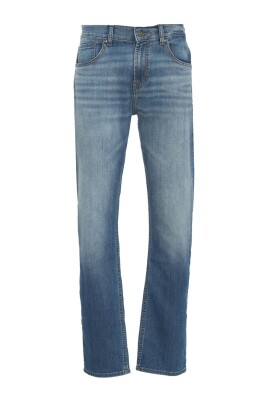 straight-fit-jeans