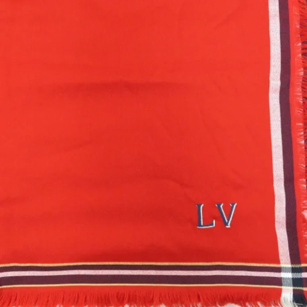 Louis Vuitton Vintage Pre-owned Silk scarves Red Dames