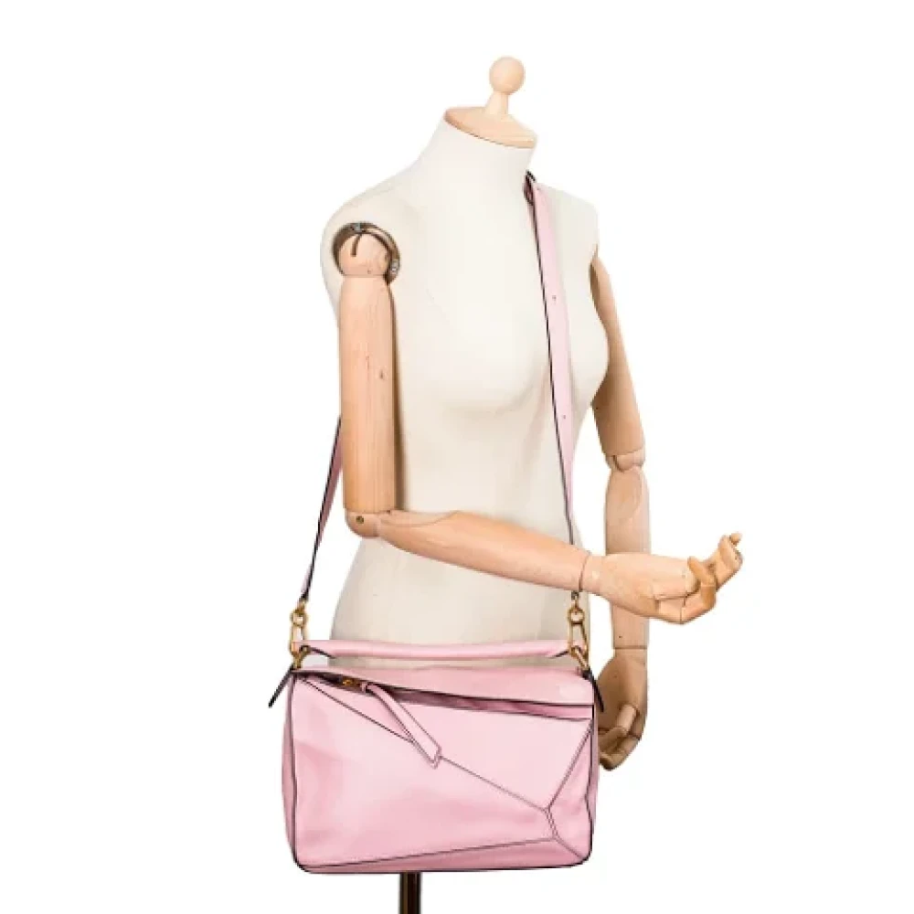 Loewe Pre-owned Leather shoulder-bags Pink Dames