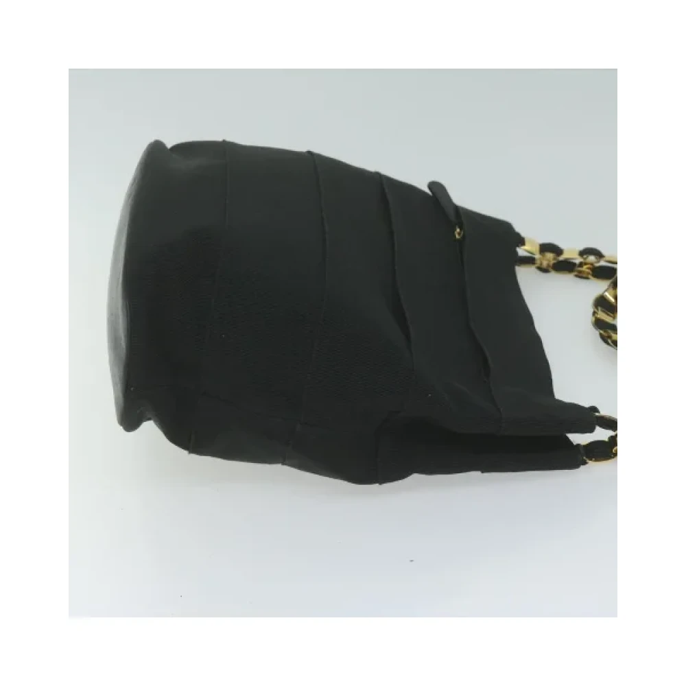 Salvatore Ferragamo Pre-owned Nylon shoulder-bags Black Dames