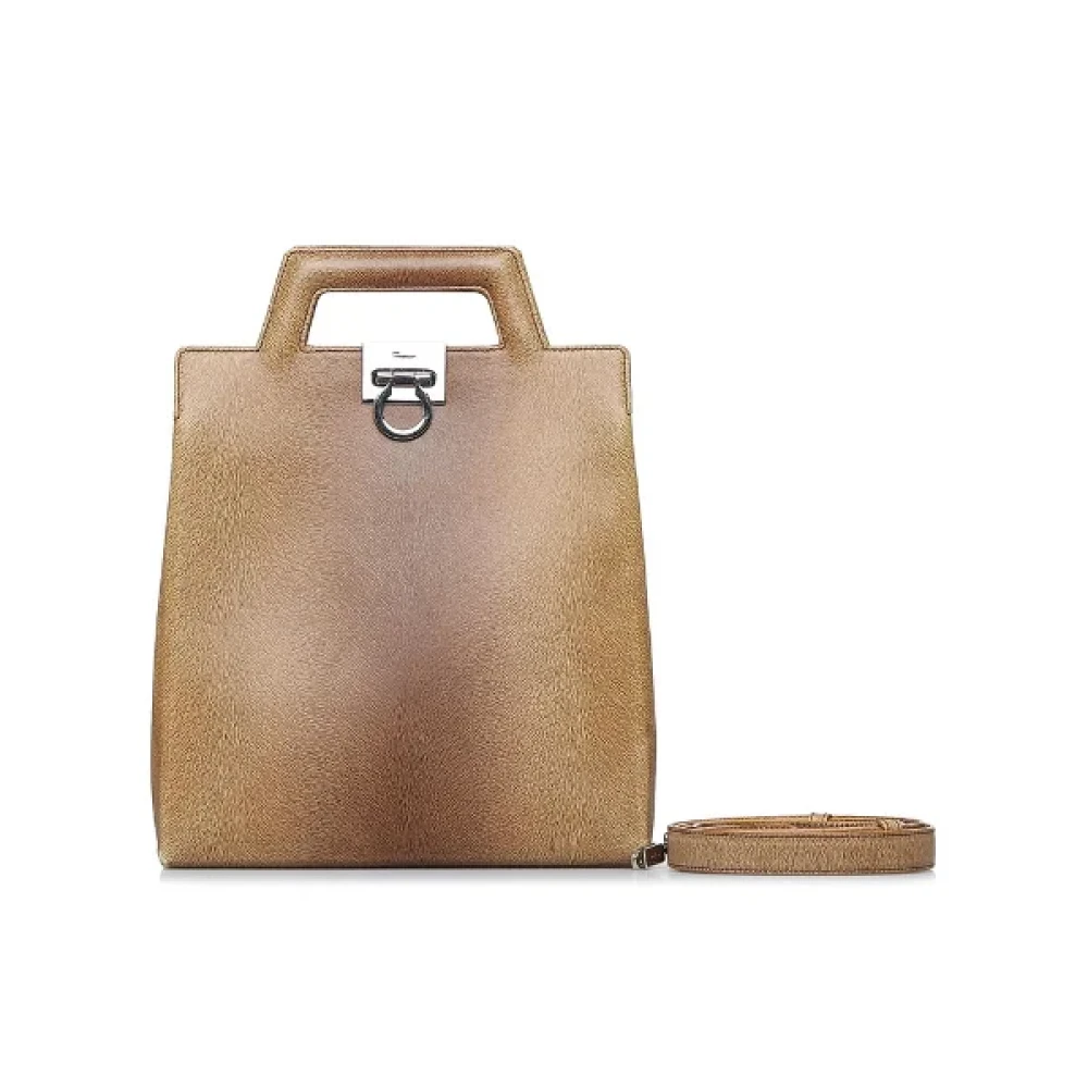 Salvatore Ferragamo Pre-owned Leather handbags Bruin Dames