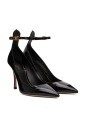 escarpins-noirs-en-cuir-verni-a-bout-pointu
