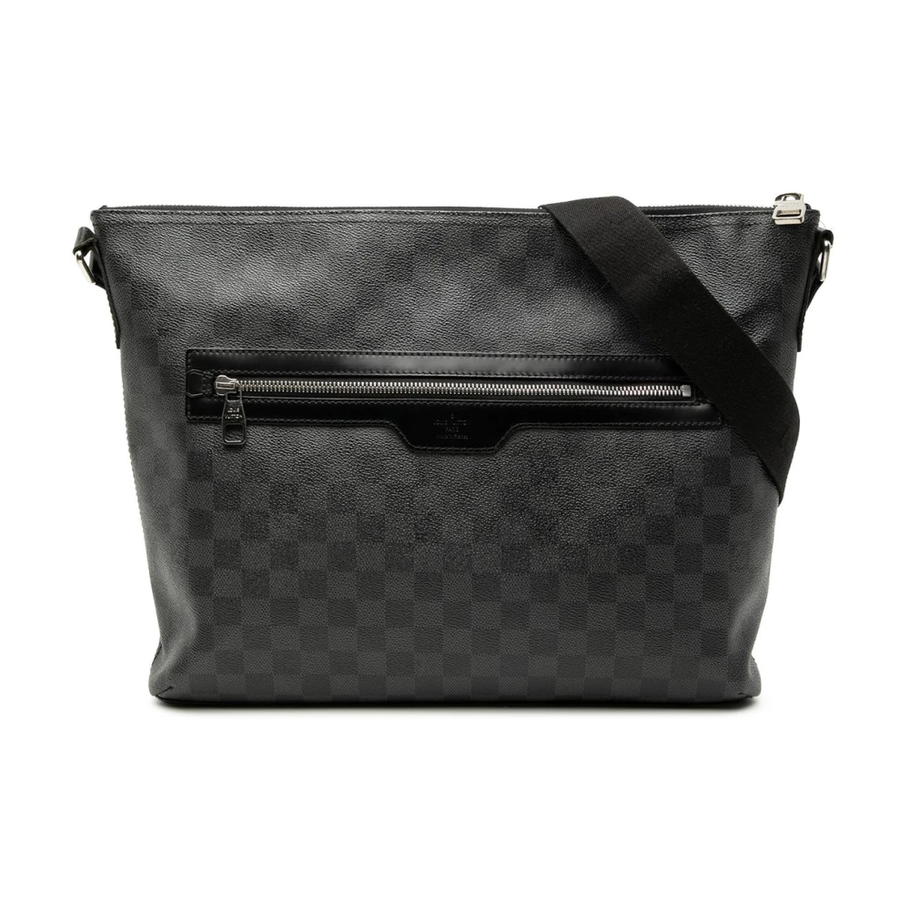 Louis Vuitton Vintage Women's Black Pre-Owned Crossbody Messenger Bag