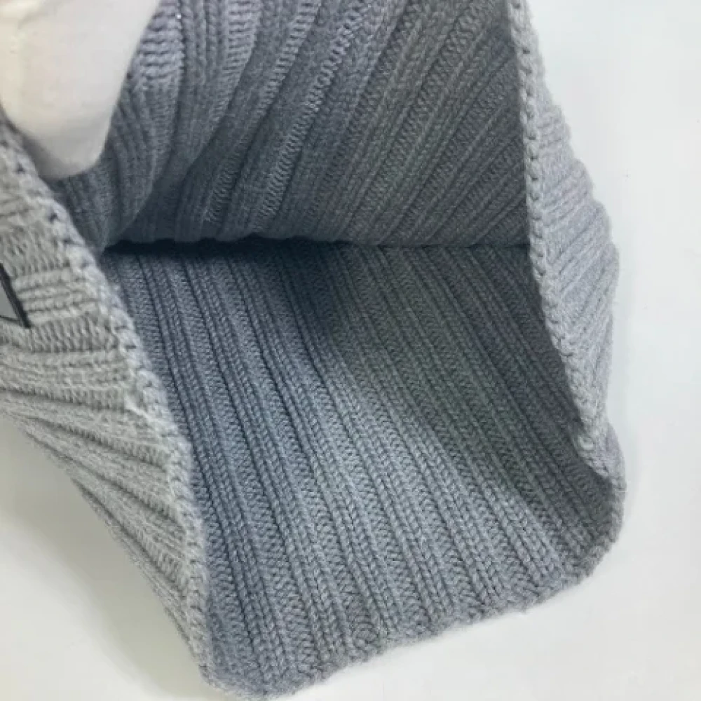 Dior Vintage Pre-owned Wool scarves Gray Dames