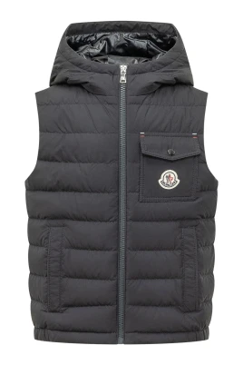 Wystan Vest