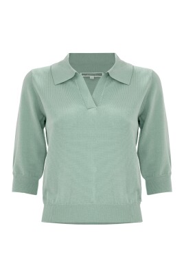 polo-collar-v-neck-jumper