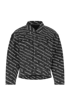 printed-denim-jacket-for-stylish-look
