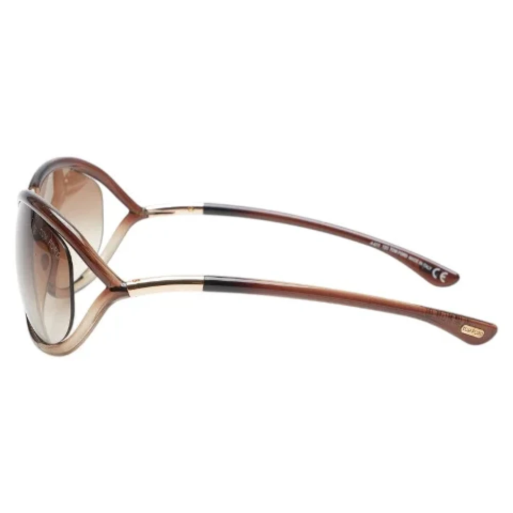 Tom Ford Pre-owned Plastic sunglasses Brown Dames