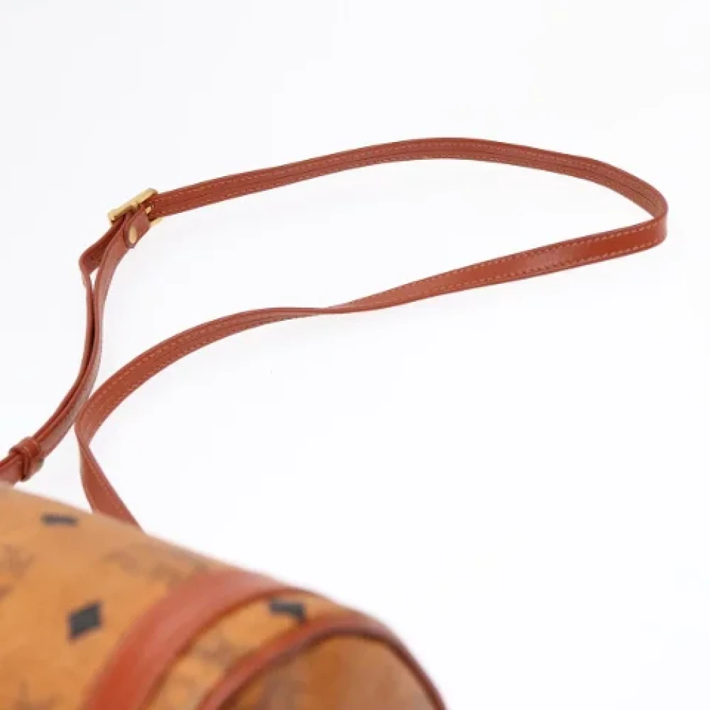 MCM Pre-owned Canvas shoulder-bags Brown Dames