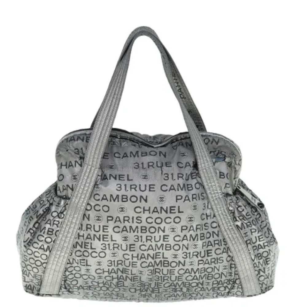 Chanel Vintage Pre-owned Nylon chanel-bags Gray Dames