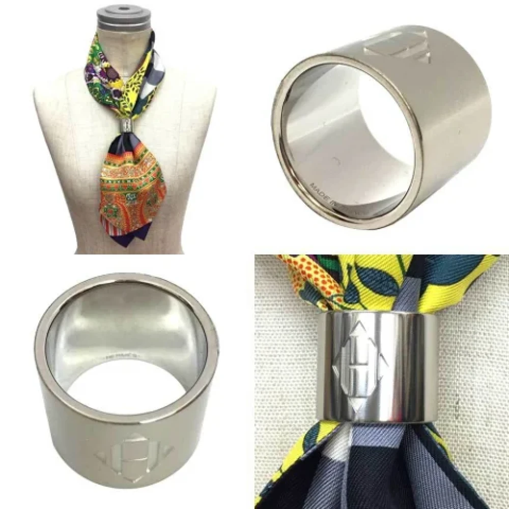 Hermès Vintage Pre-owned Metal scarves Gray Dames