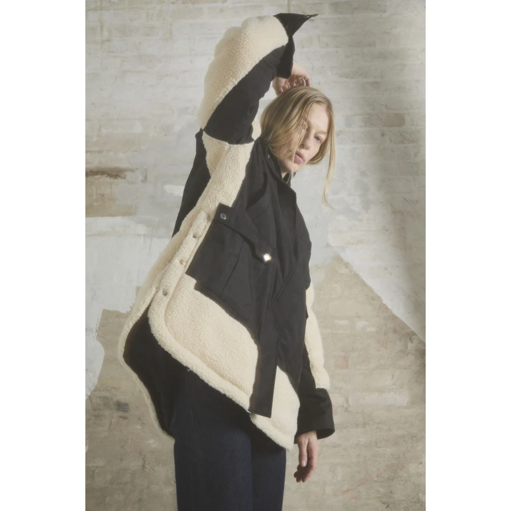 Blanche Geborduurde Teddy Jas met Zijknopen Black Dames