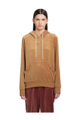velour-hoodie-brun-klassisk-komfort-stil