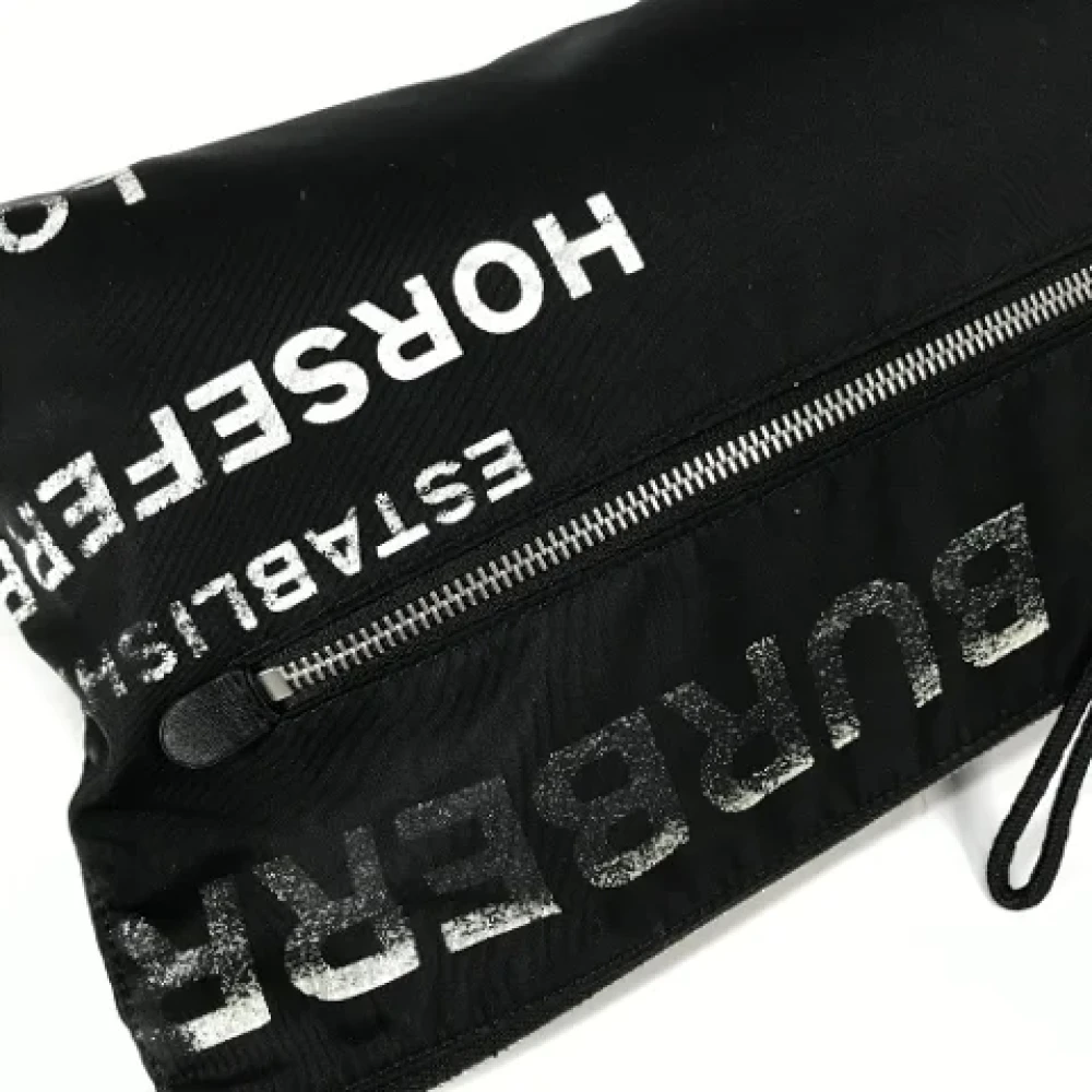 Burberry Vintage Pre-owned Fabric clutches Black Heren