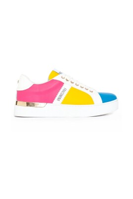 white-low-top-lace-up-sneakers-women