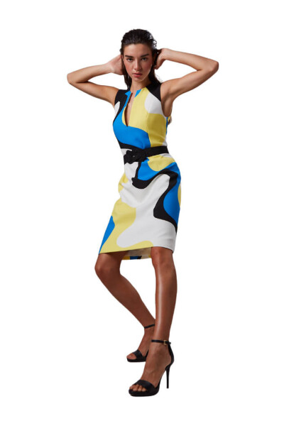 Geometrisches Bedrucktes Kleid - Größe 46
