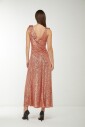 robe-longue-evasee-a-sequins-et-col-v