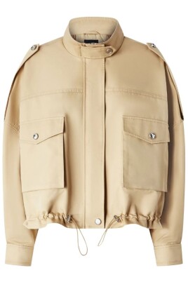 beige-kappor-for-kvinnor
