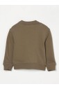 pull-vert-avec-details-de-patch